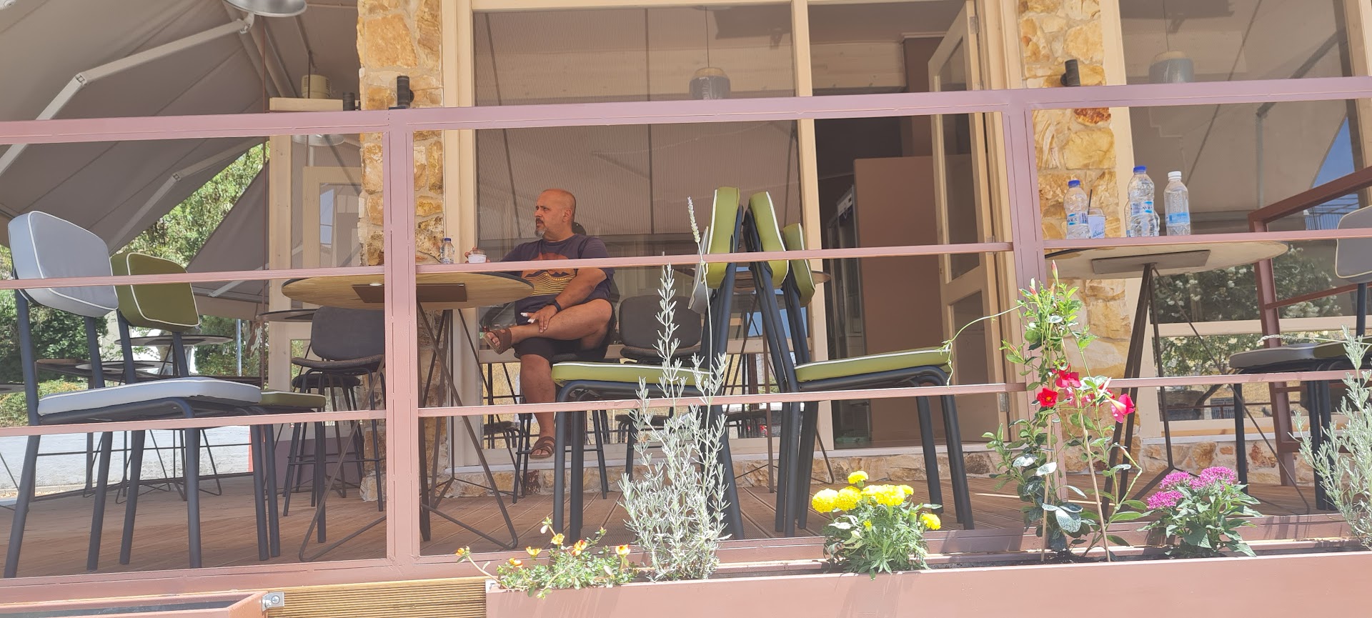 Rustic cafe · Φωτογραφίες 1